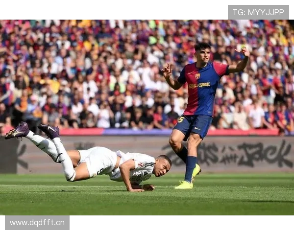 巴萨依赖青训,是体系优势还是阵容困境下的无奈选择?