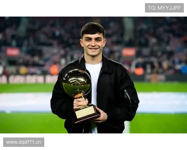 佩德里:金童奖加冕确立欧洲顶级新星地位 佩德里:金童奖加冕确立欧洲顶级新星地位